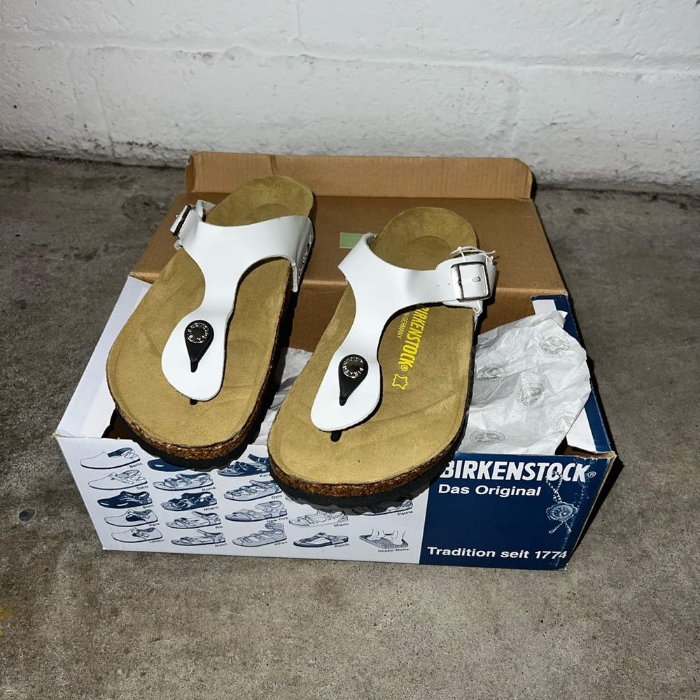 Birkenstock Gizeh for women Brand new